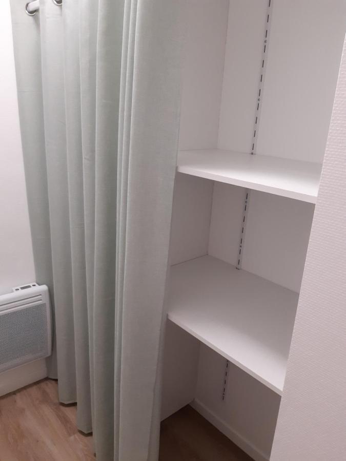 Ferienwohnung Studio Hyper Centre Avec Balcon Châteauroux Exterior foto